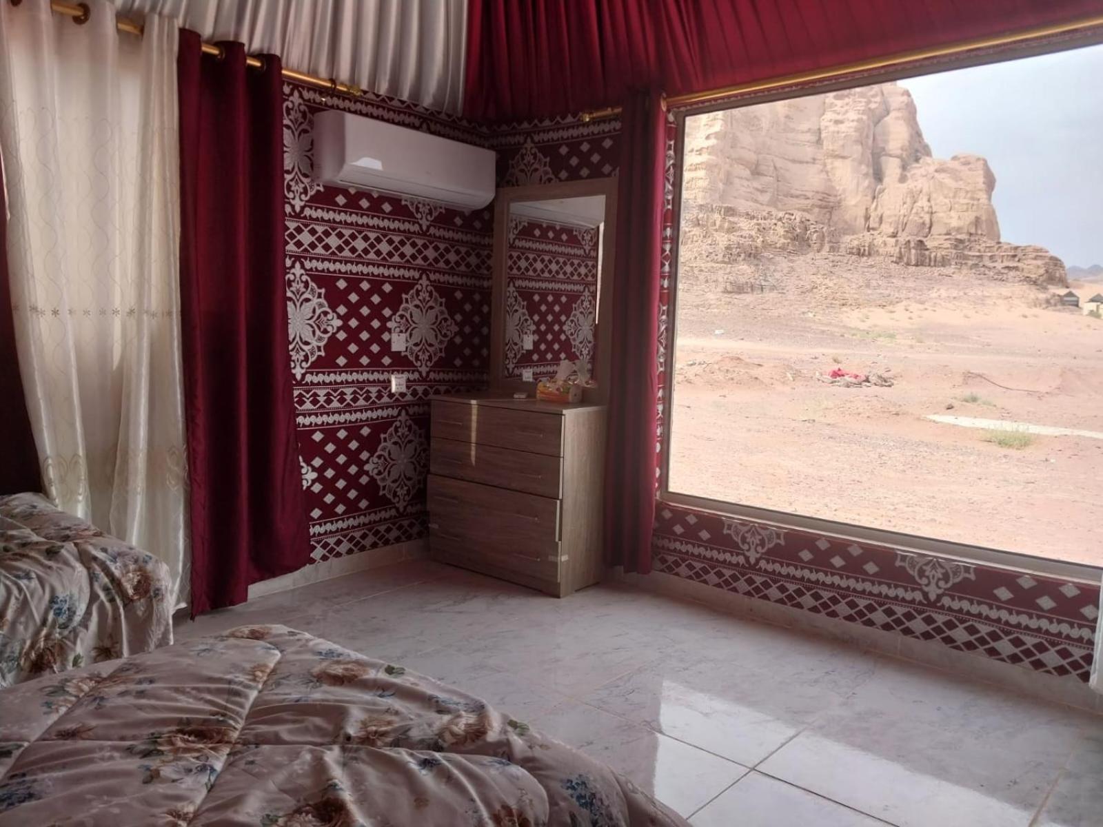 Landscape Rum Camp Hotel Wadi Rum Exterior photo