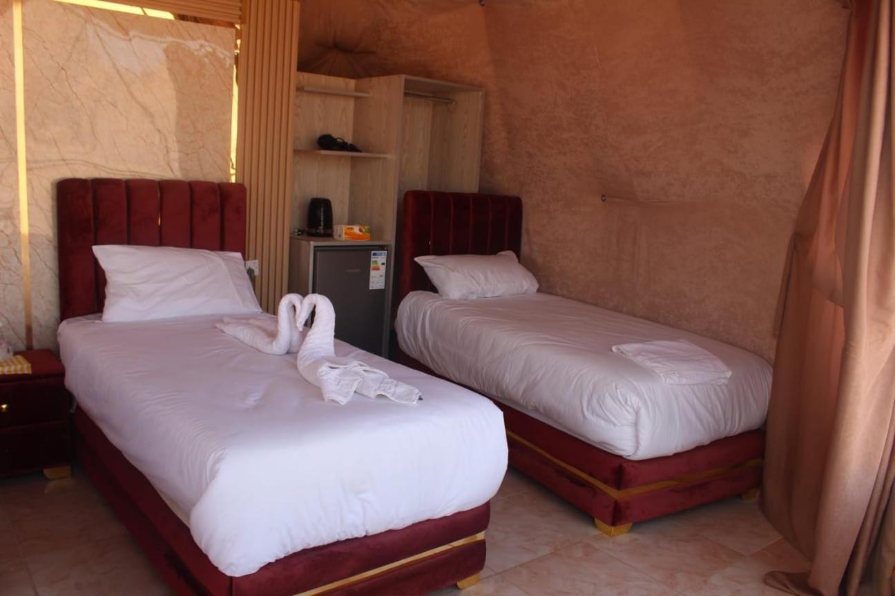 Landscape Rum Camp Hotel Wadi Rum Exterior photo